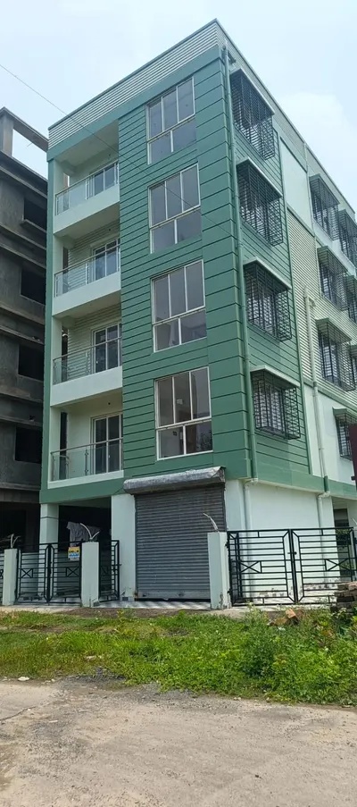Apartment / Flat for sale in Kolkata